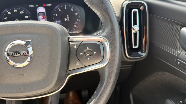Volvo Xc40 1.5 T3 [163] Inscription 5dr Geartronic Petrol Estate